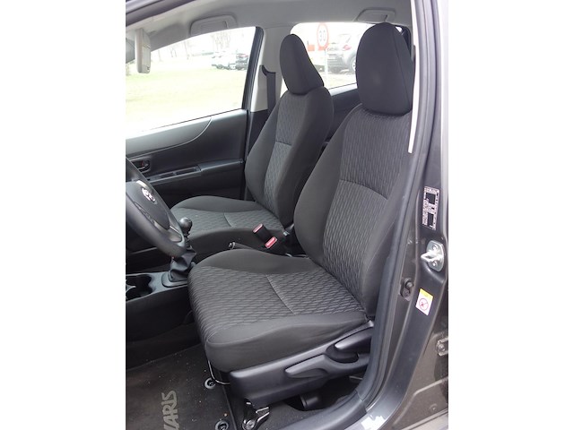 Toyota yaris - afbeelding 9 van  11