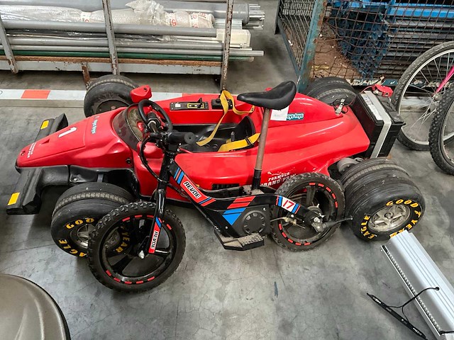 Toys electrische cart - afbeelding 1 van  3