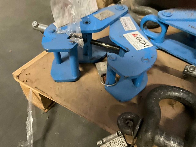 Tractel corso 3/5t. plaatklemmen (3x) en takels crosby - afbeelding 10 van  14