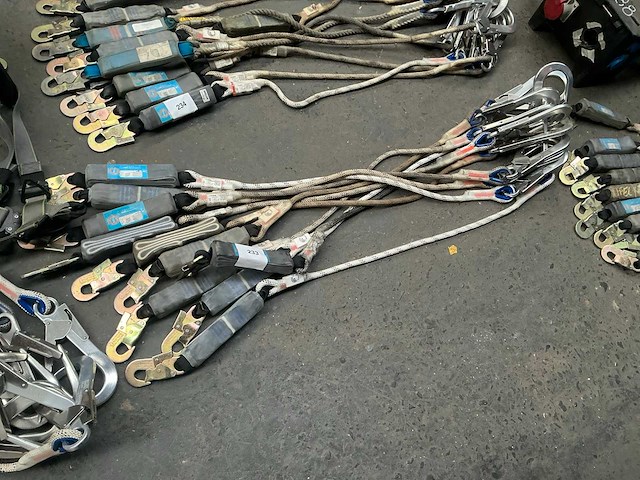 Tractel valbeveiliging (10x) - afbeelding 1 van  4