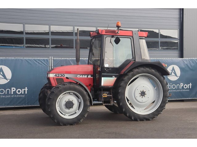 Tractor case 4230 diesel 1997 - afbeelding 1 van  1