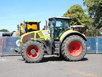 Tractor claas axion 930 diesel 2013 - afbeelding 1 van  1