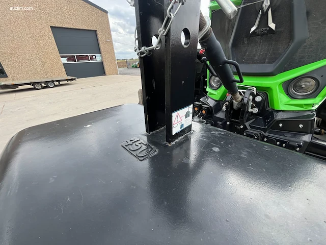 Tractor deutz-fahr agrotron 6145.4 - afbeelding 24 van  73
