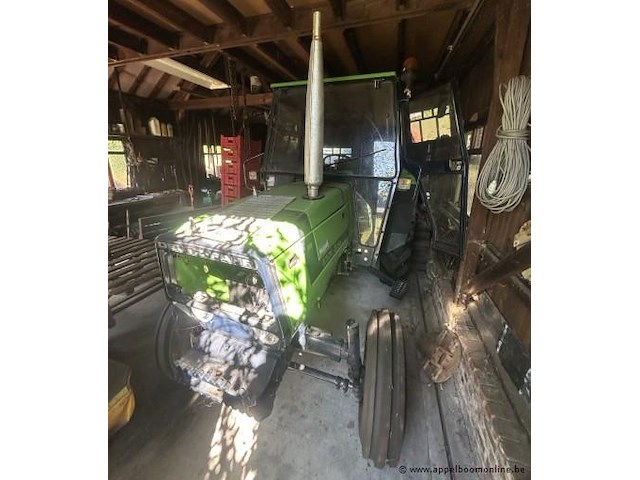 Tractor deutz-fahr dx 3.30 met cabine. voorzien van een bedrijfsurenteller met 47998.6 uur. - afbeelding 4 van  9