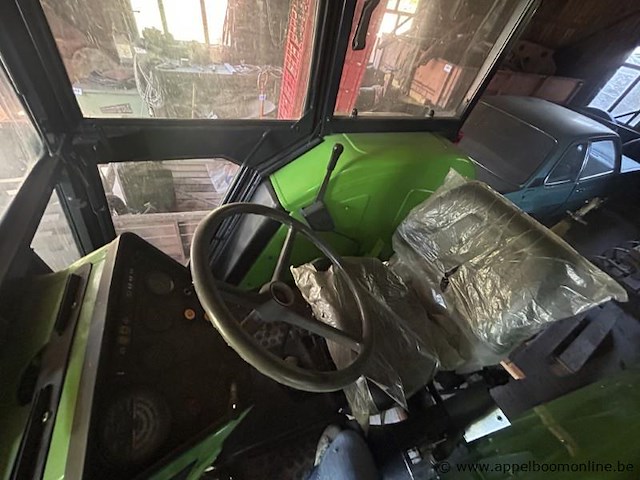 Tractor deutz-fahr dx 3.30 met cabine. voorzien van een bedrijfsurenteller met 47998.6 uur. - afbeelding 7 van  9