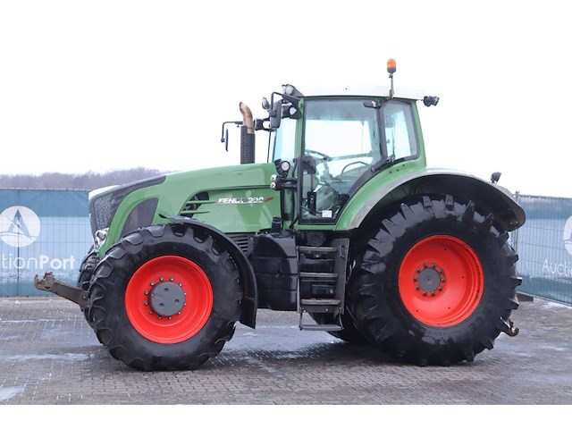 Tractor fendt 930 vario diesel 2010 - afbeelding 1 van  1
