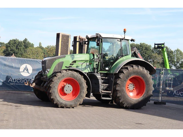 Tractor fendt 930 vario diesel - afbeelding 1 van  1