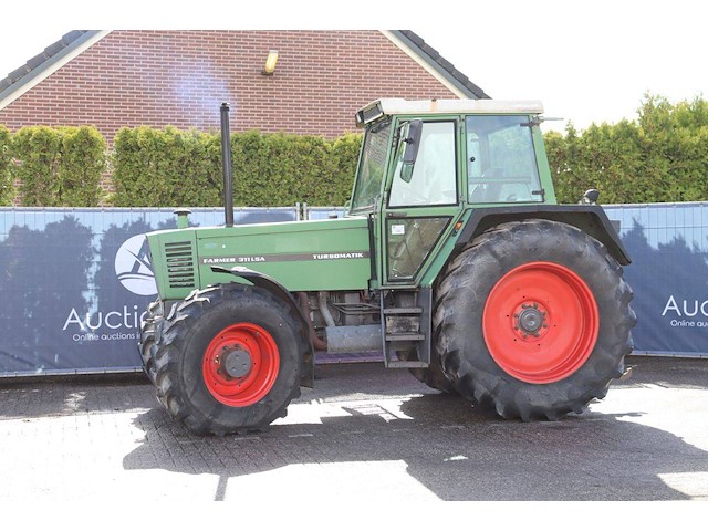 Tractor fendt farmer 311 lsa diesel 1988 - afbeelding 1 van  1