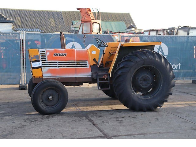 Tractor fiat 680 diesel 50kw (marge) - afbeelding 1 van  1