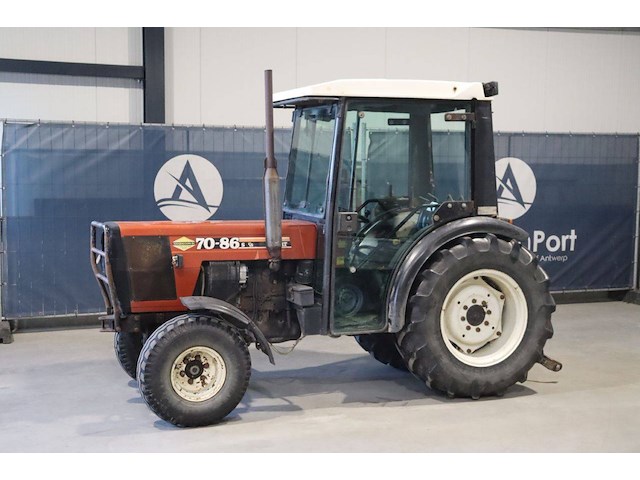 Tractor fiat 70-86v diesel 51kw 1990 - afbeelding 1 van  1