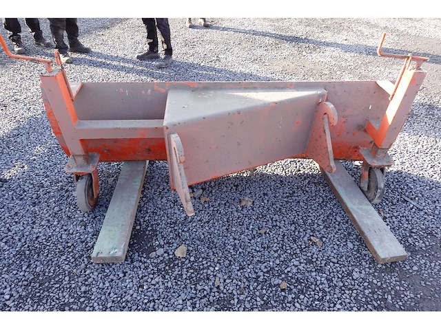 Tractor ford new holland - afbeelding 16 van  24