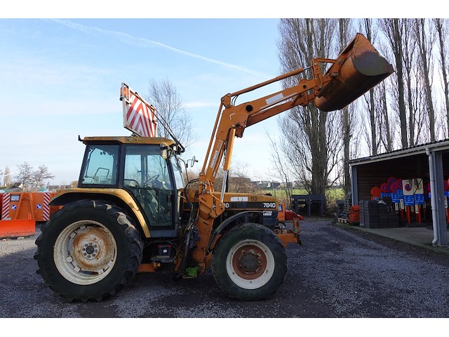 Tractor ford new holland - afbeelding 19 van  24