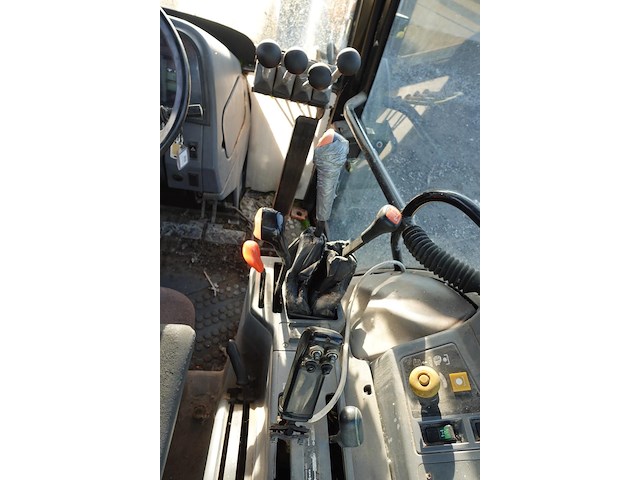 Tractor ford new holland - afbeelding 24 van  24