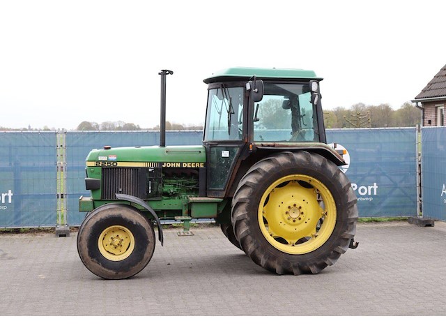 Tractor john deere 2250 diesel 62pk 1998 - afbeelding 1 van  1