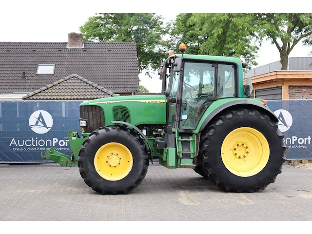 Tractor john deere 6820 diesel 2011 - afbeelding 1 van  1