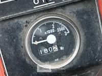 Tractor kubota - afbeelding 7 van  12