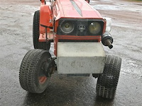 Tractor kubota - afbeelding 8 van  12