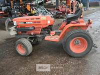 Tractor kubota - afbeelding 12 van  12