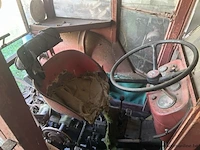 Tractor massey-ferguson 130, voorzien van een cabine en een drie-punts hefinrichting, zonder sleutel, zonder boorddocumenten - afbeelding 5 van  6