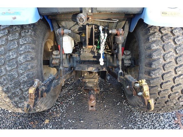 Tractor new holland boomer - afbeelding 7 van  20