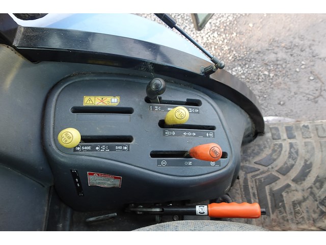 Tractor new holland boomer - afbeelding 20 van  20