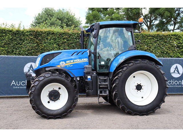 Tractor new holland t7.190 diesel 140kw 2018 - afbeelding 1 van  1
