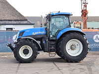 Tractor new holland t7.220 4wd diesel 162kw - afbeelding 1 van  1