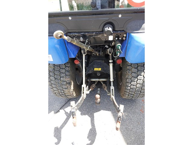 Tractor new holland - afbeelding 15 van  19