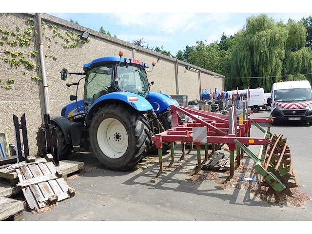 Tractor new holland - afbeelding 1 van  22