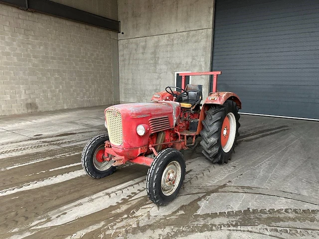 Tractor oldtimer guldner g25s diesel 1963 (marge) - afbeelding 1 van  1