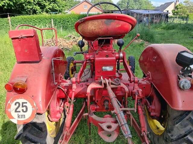 Tractor porsche junior 111 - afbeelding 4 van  8