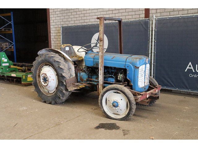 Tractor simms diesel - afbeelding 1 van  1
