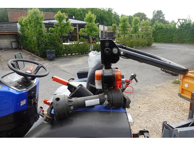 Tractor solis - afbeelding 12 van  12
