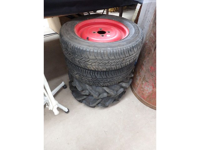 Tractorbanden 4 stuks - afbeelding 1 van  1