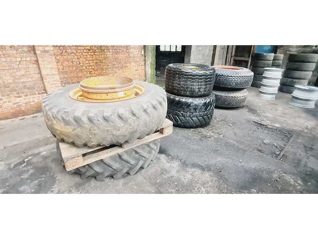 Tractorbanden met en zonder velgen (6x) - afbeelding 10 van  15