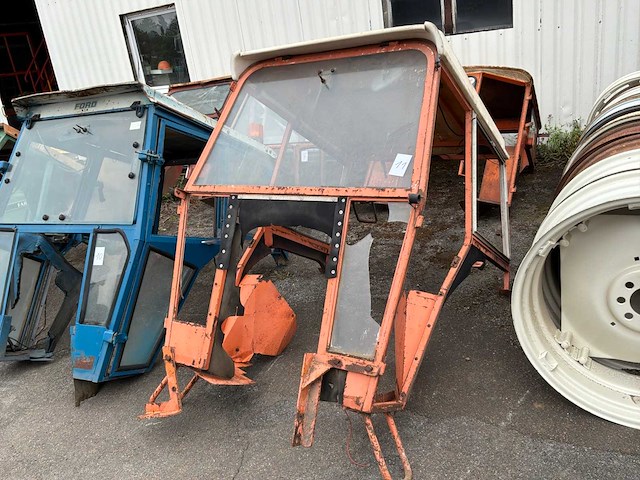 Tractorcabine - afbeelding 2 van  4