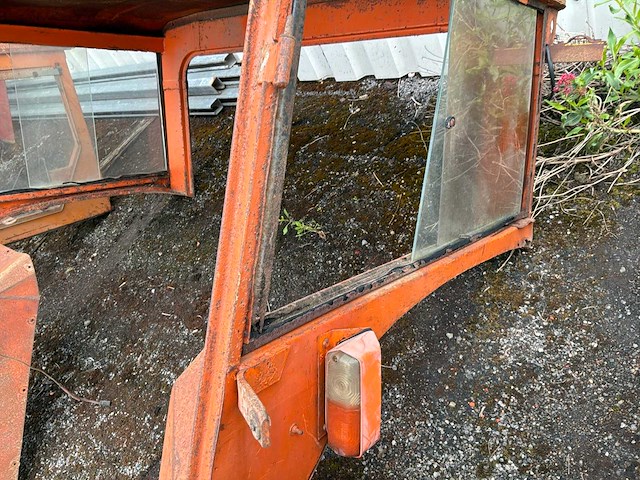 Tractorcabine - afbeelding 6 van  6