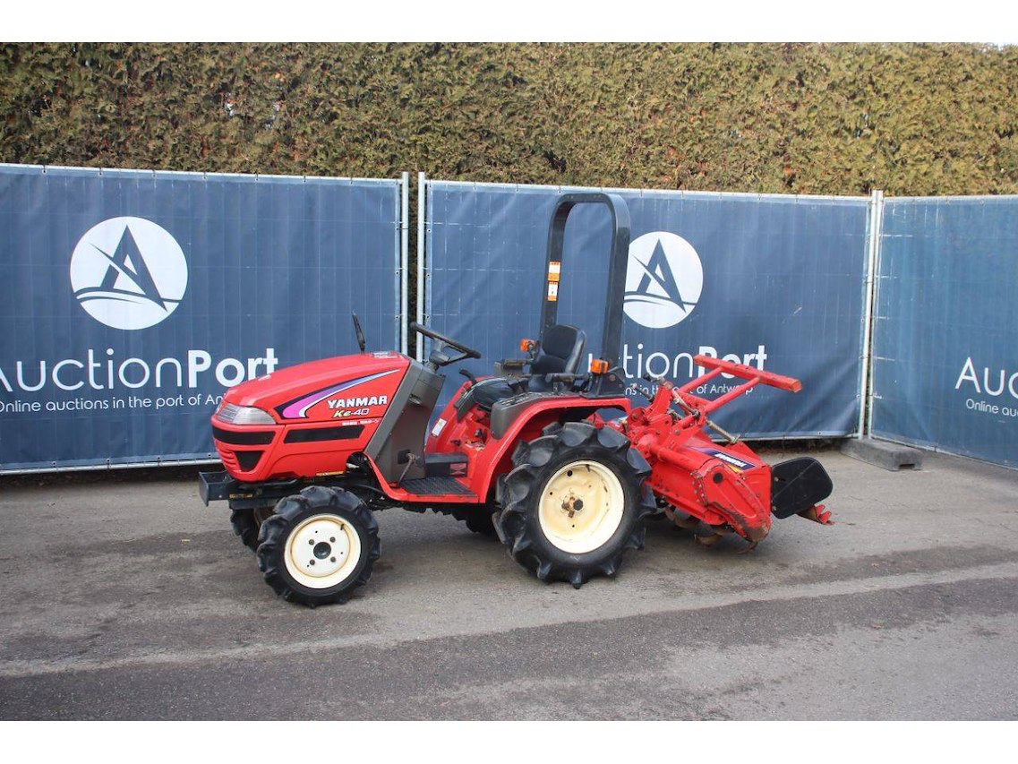 Tractoren - minitractoren - aanbouwdelen - minigravers