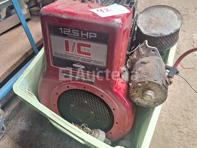 Tractormaaiermotor - afbeelding 2 van  9
