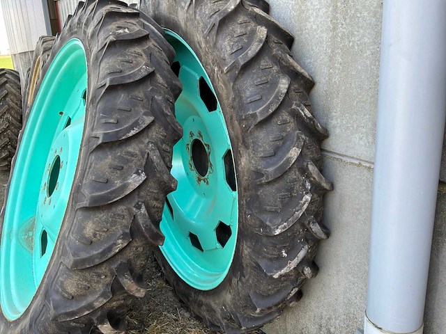 Tractorwielen (2x) - afbeelding 3 van  3