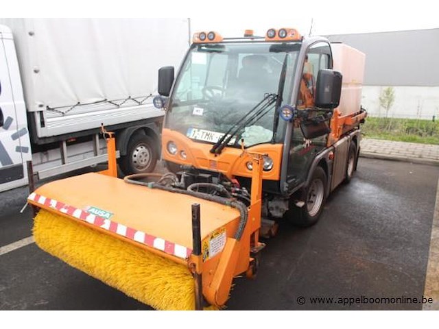 Trage vrachtwagen/veegmachine ausa b200h, datum 1ste inschrijving 13/12/2017, chassisnummer ua1m487h048778839, vv toebehoren - afbeelding 1 van  10