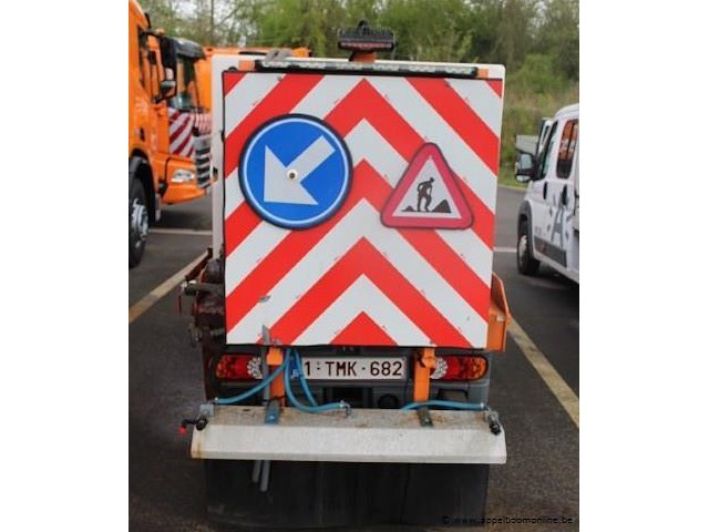 Trage vrachtwagen/veegmachine ausa b200h, datum 1ste inschrijving 13/12/2017, chassisnummer ua1m487h048778839, vv toebehoren - afbeelding 6 van  10