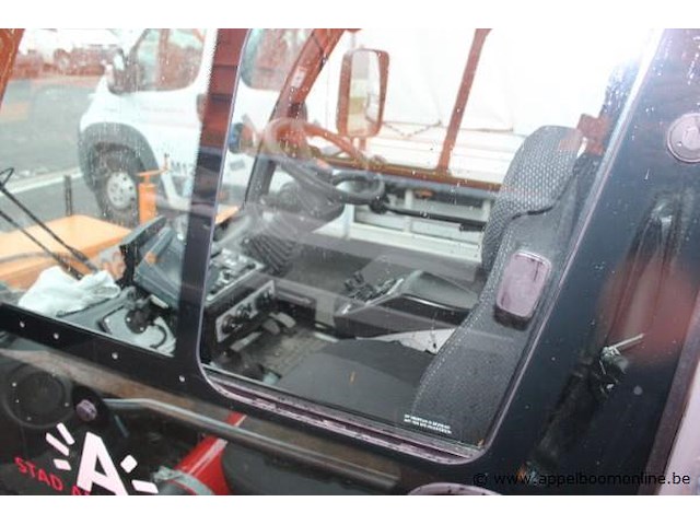 Trage vrachtwagen/veegmachine ausa b200h, datum 1ste inschrijving 13/12/2017, chassisnummer ua1m487h048778839, vv toebehoren - afbeelding 8 van  10