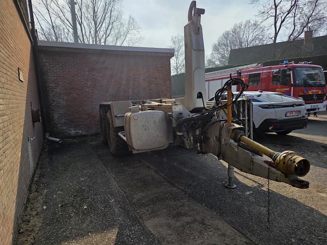 Trailer ipsam met ajk hydrolife haakarmsysteem, 2010 - afbeelding 10 van  17