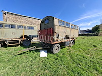 Trailer + militaire krat - afbeelding 1 van  1