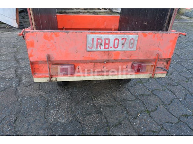Trailer voor tractormaaier merk en model onleesbaar - afbeelding 9 van  10