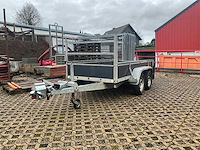 Trailer - afbeelding 1 van  24