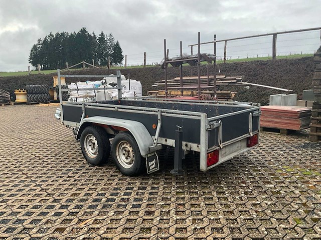 Trailer - afbeelding 18 van  24