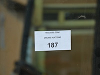 Traktor kubota b2410 met sneeuwschuif en meststofstrooier (niet getest) - afbeelding 12 van  29