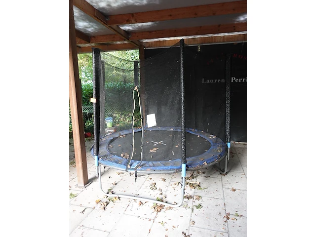 Trampoline - afbeelding 1 van  1